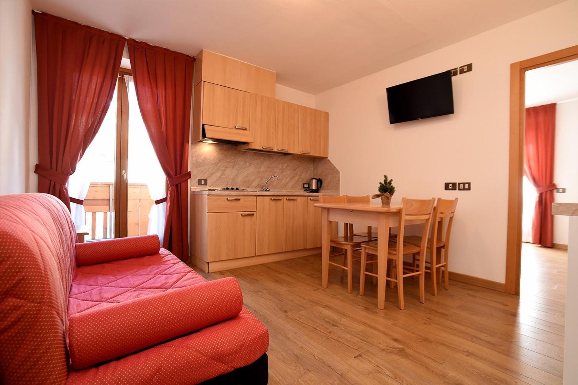 Park Residence Imperator Carisolo Luaran gambar